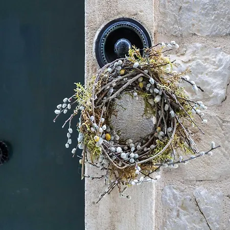 Lumin - With View Third Floor Br4 *