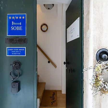 Lumin - With View Third Floor Br4 *